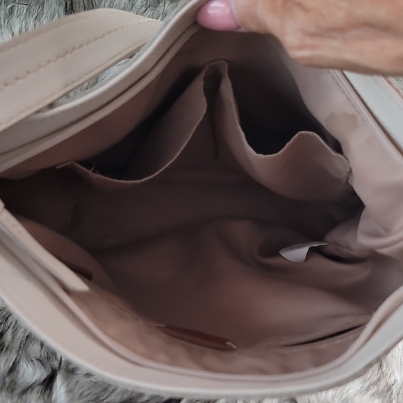 The Sak Cream Shoulder Bag - Picture 16 of 16